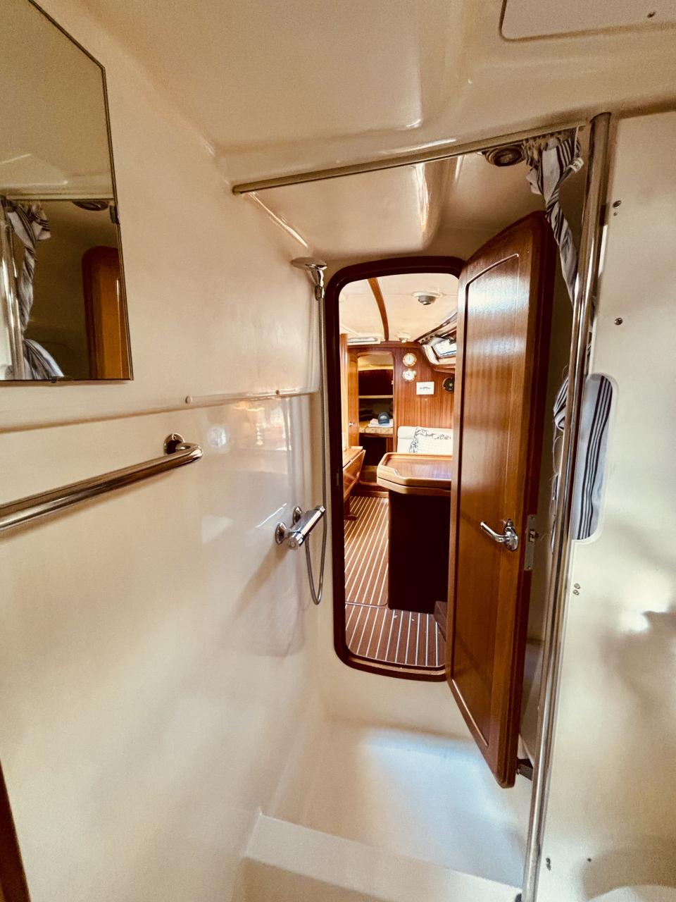 Bavaria 38 Ocean — photo 15