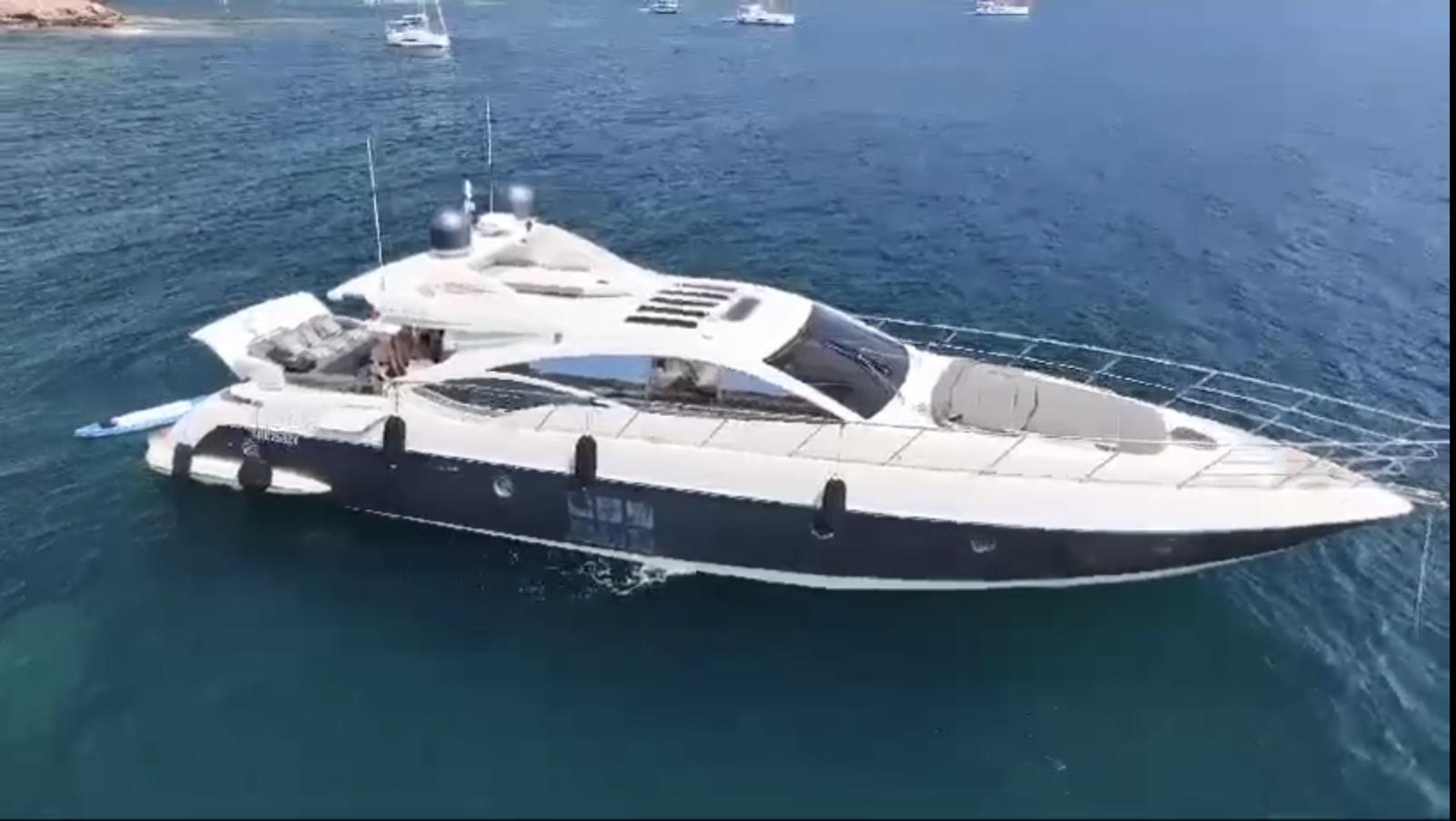 AZIMUT 68 S