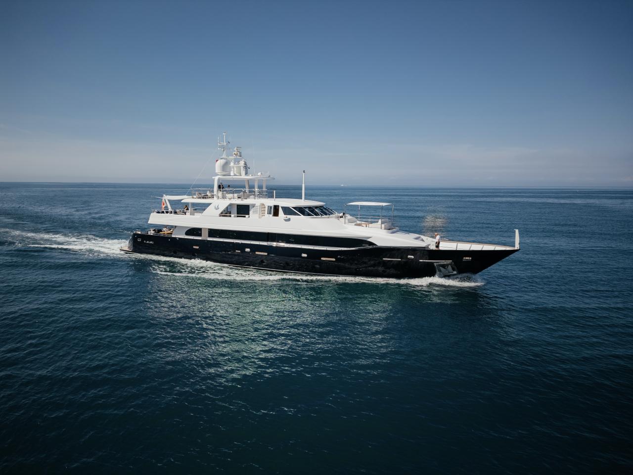 Clemna Rossi Navi 135 — photo 1 of 5