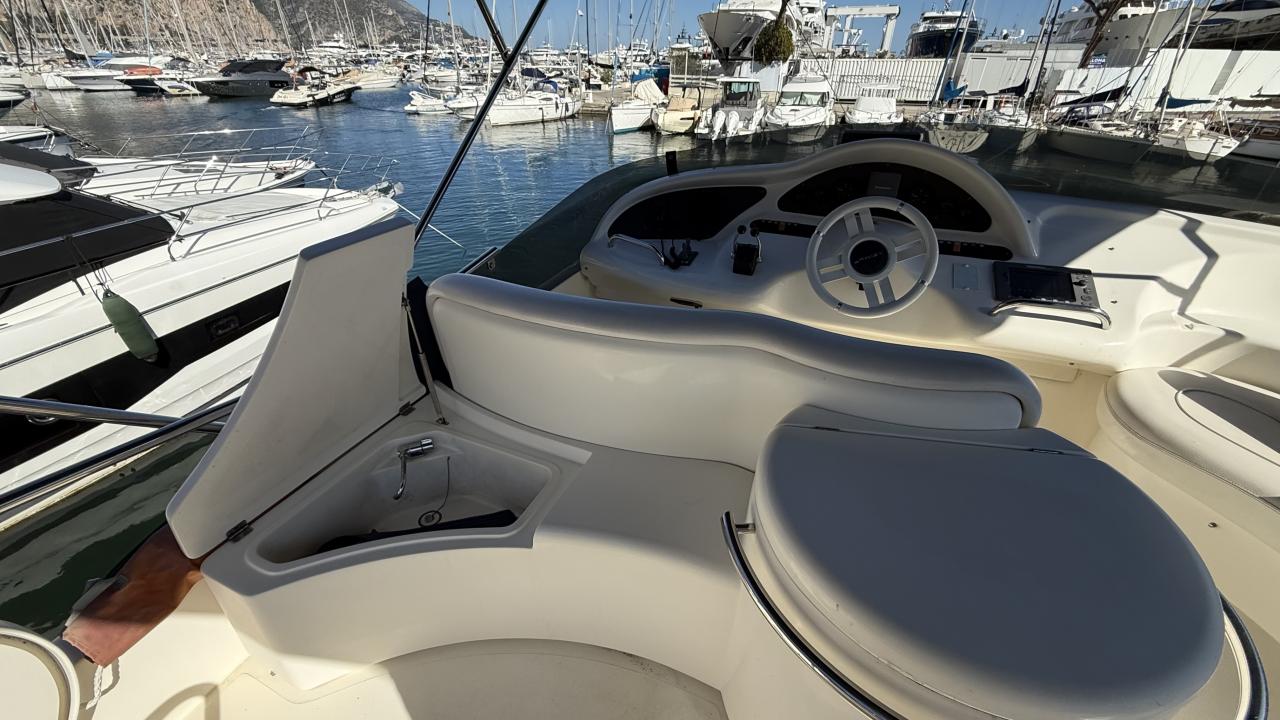 Azimut Yachts Azimut 46 — photo 14