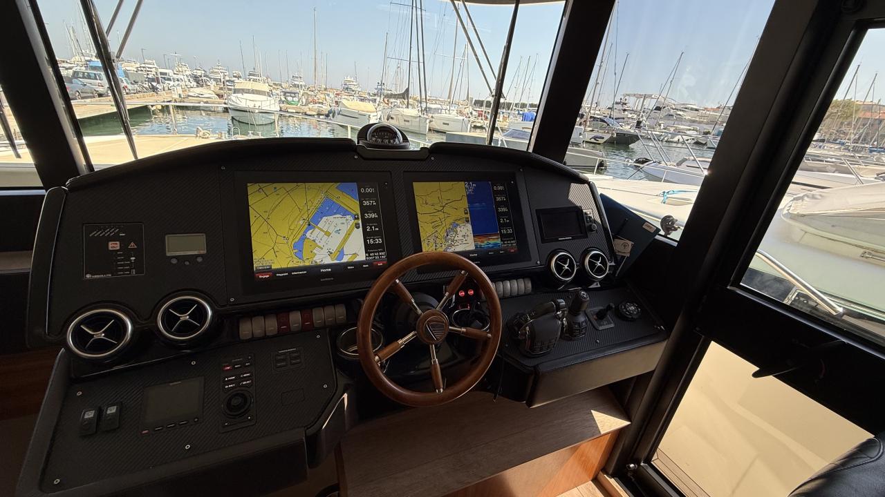 Absolute Navetta 58 — photo 21