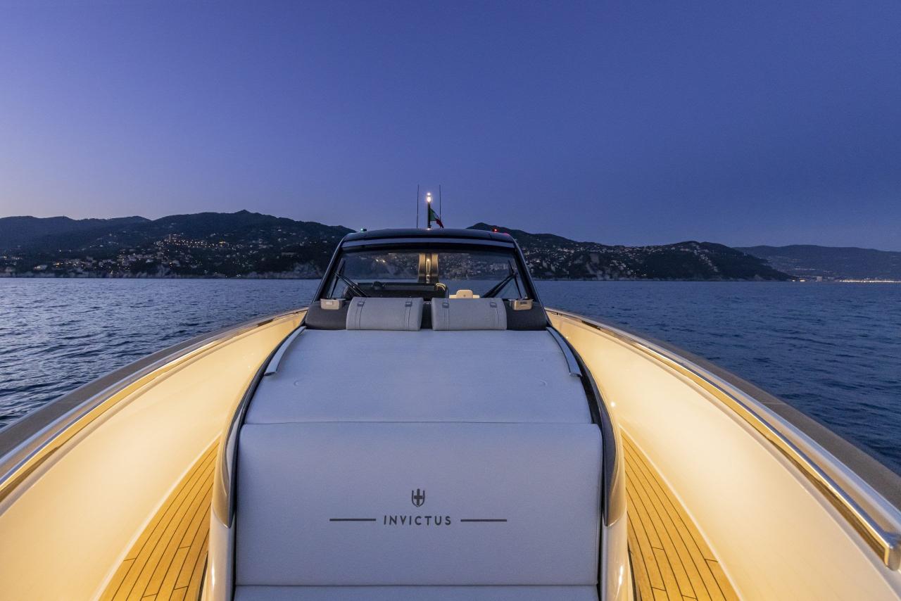 Invictus Yacht Invictus TT 460 — photo 13