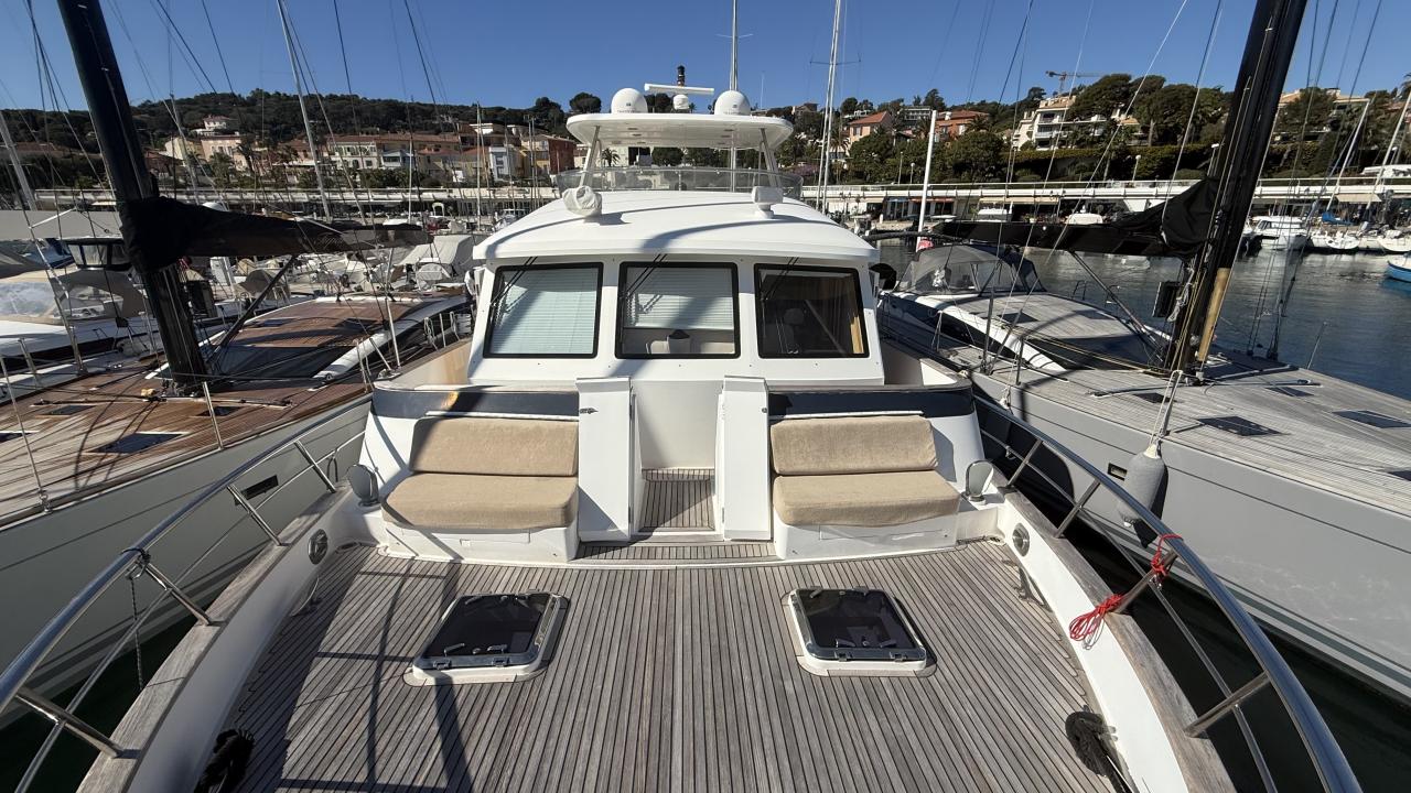 Grand Banks 59 Aleutian RP — photo 14
