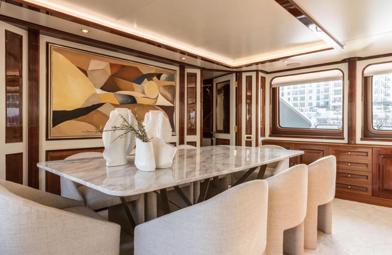 Benetti 115 Classic — photo 17