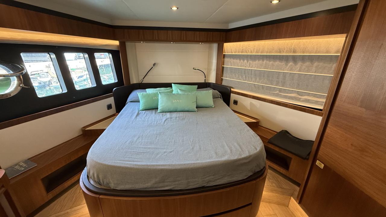 Absolute Navetta 58 — photo 39