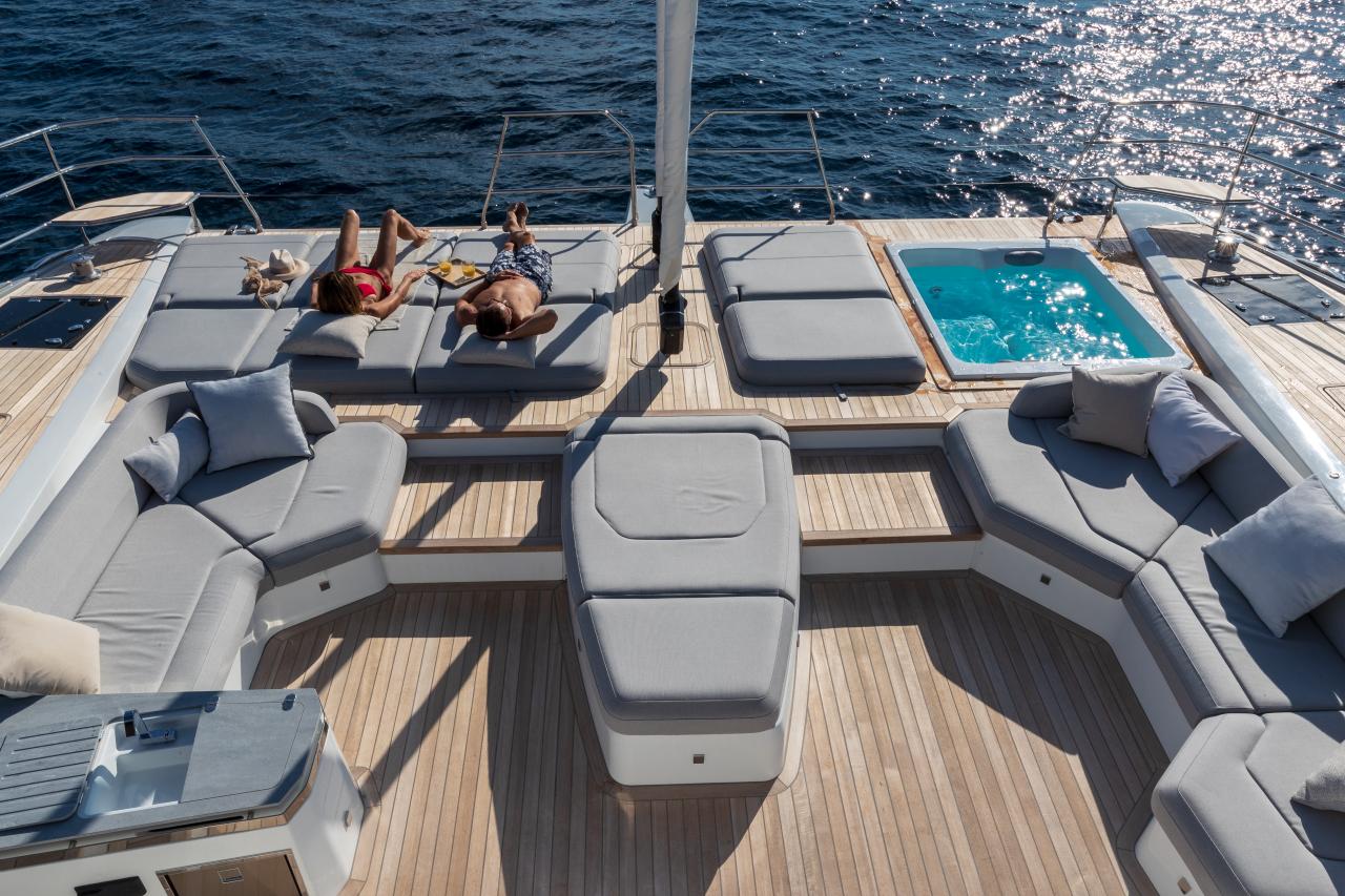 Fountaine Pajot Thira 80 — photo 39
