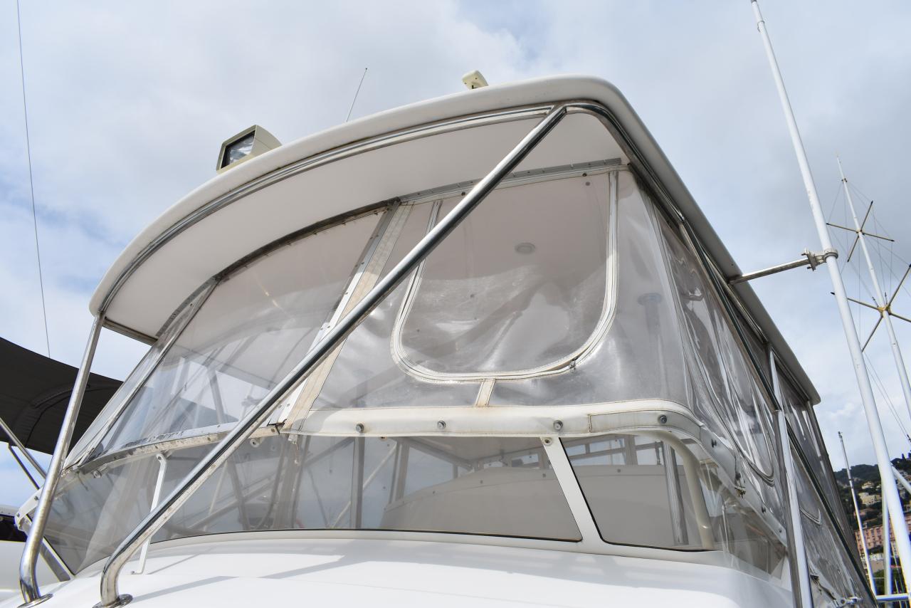 Bertram 46 — photo 10