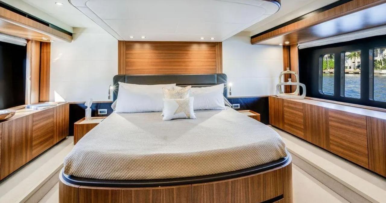 Absolute Navetta 58 — photo 11